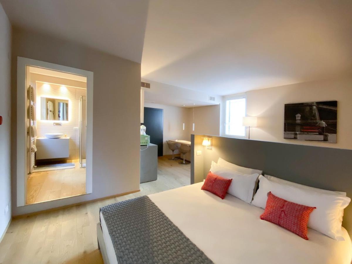 Time To Be - Luxury Apartments Centro Storico Peschiera del Garda Exterior photo