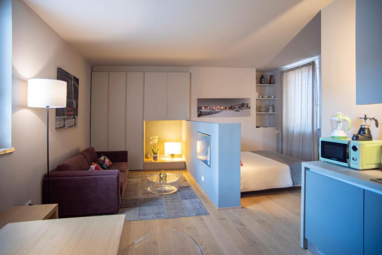 Time To Be - Luxury Apartments Centro Storico Peschiera del Garda Exterior photo